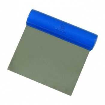 Matfer Bourgeat DOUGH CUTTER: Flexible blade: Straight cut length 4 3/8 in. , width 4 1/2 in. 3 oz.
