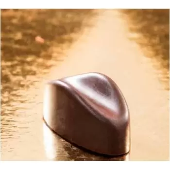 Polycarbonate Oval by Norman Love Chocolate Mold - 39 x 18 x 16.5 mm - 8gr - 3x8 Cavity - 275x135x24mm