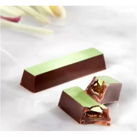 Chocolate World CW1000L37 Magnetic Polycarbonate Modern Straight Rectangular Bar Chocolate Mold - 80 x 12.8 x 10 mm - 11gr - ... Chocolate World CW1000L37 Magnetic Polycarbonate Modern Straight Rectangular Bar Chocolate Mold - 80 x 12.8 x 10 mm - 11gr - ...