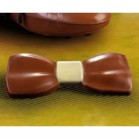 Martellato 24001 Thermoformed ChocolateBow Tie Mold - 150x52x13mm - 3pcs -55gr Object Mold Martellato 24001 Thermoformed ChocolateBow Tie Mold - 150x52x13mm - 3pcs -55gr Object Mold