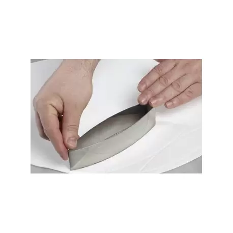 Pastry Chef's Boutique M02249 Stainless Steel Heavy Duty Leaf Cutter - 22.5 x 5 cm Nougattine Cutters Pastry Chef's Boutique M02249 Stainless Steel Heavy Duty Leaf Cutter - 22.5 x 5 cm Nougattine Cutters