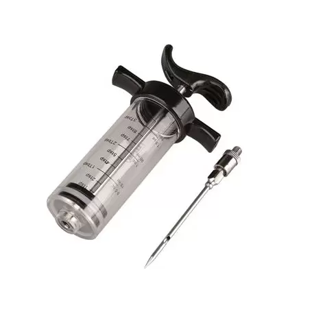 Matfer Bourgeat Sauce Syringe - Length 5 1/2", Length of needle 3", Capacity 50 ml/1 3/4 oz. Matfer Bourgeat Sauce Syringe - Length 5 1/2", Length of needle 3", Capacity 50 ml/1 3/4 oz.