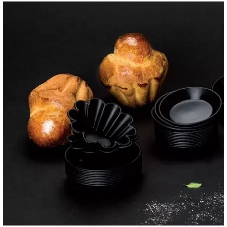 Matfer Bourgeat Exoglass® Brioche Mold - Ø 2 3/4" - H 1 1/10" - Pack of 24