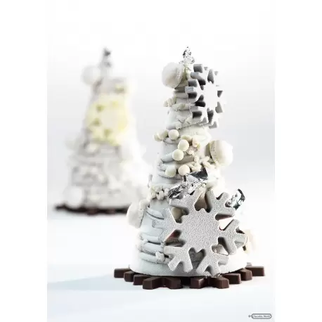 Chocolate World CW1770 Polycarbonate Snowstar / Snowflake Chocolate Mold - 5 Different Sizes - 1x5 Cavity - 275x135x24mm Holi... Chocolate World CW1770 Polycarbonate Snowstar / Snowflake Chocolate Mold - 5 Different Sizes - 1x5 Cavity - 275x135x24mm Holi...