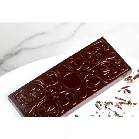Polycarbonate Baroque Tablet Mold by Jessica Pedemont Chocolate Mold - 117.5 x 49.5 x 9 mm - 57gr - 1x4 Cavity - 275x135x24mm Polycarbonate Baroque Tablet Mold by Jessica Pedemont Chocolate Mold - 117.5 x 49.5 x 9 mm - 57gr - 1x4 Cavity - 275x135x24mm