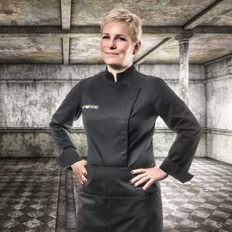 Clement Design CDW-SBW Women's SIENNE Chef's Jacket -Long or Short Sleeve (Black or White) Chef Coats & Jackets Clement Design CDW-SBW Women's SIENNE Chef's Jacket -Long or Short Sleeve (Black or White) Chef Coats & Jackets