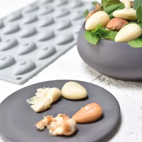Pavoni ALMOND Decoration Almond Silicone Mold - 34 x 21 x 11 mm - 4 ml - 30 imprints