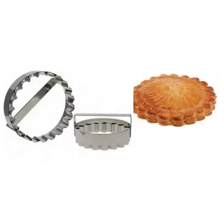 Pastry Chef's Boutique 02456 Large Fluted Round Stainless Steel Galettes des Rois Pithivier King Cake Dough Cutter Ø 20 cm Sp... Pastry Chef's Boutique 02456 Large Fluted Round Stainless Steel Galettes des Rois Pithivier King Cake Dough Cutter Ø 20 cm Sp...