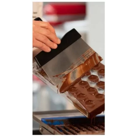 Martellato 50RAS6 Martellato Large Chocolate Scraper - 180x200mm Chocolate Scrapers and Shavers Martellato 50RAS6 Martellato Large Chocolate Scraper - 180x200mm Chocolate Scrapers and Shavers