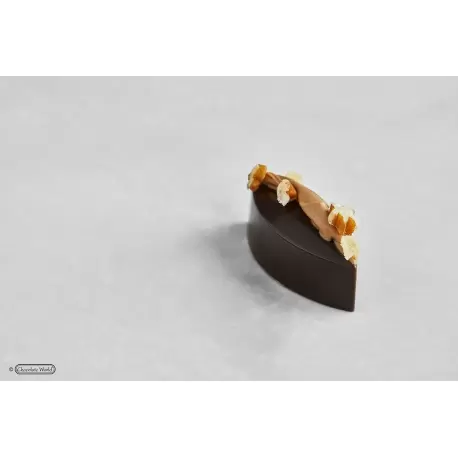 Polycarbonate Praline Calisson by Martin Diez Chocolate Mold - 42.5 x 17 x 15 mm - 7.6gr - 3x8 Cavity - 275x135x24mm Polycarbonate Praline Calisson by Martin Diez Chocolate Mold - 42.5 x 17 x 15 mm - 7.6gr - 3x8 Cavity - 275x135x24mm