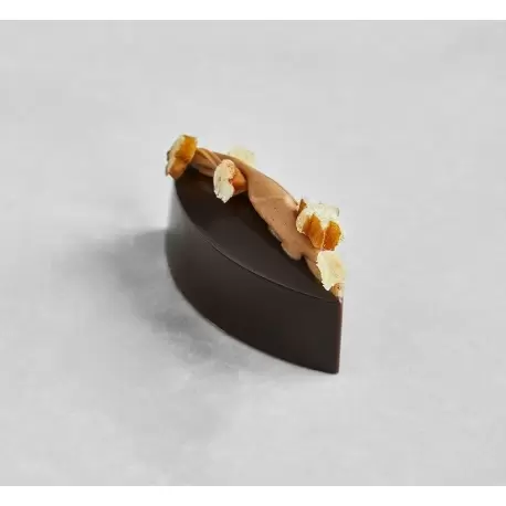 Polycarbonate Praline Calisson by Martin Diez Chocolate Mold - 42.5 x 17 x 15 mm - 7.6gr - 3x8 Cavity - 275x135x24mm Polycarbonate Praline Calisson by Martin Diez Chocolate Mold - 42.5 x 17 x 15 mm - 7.6gr - 3x8 Cavity - 275x135x24mm