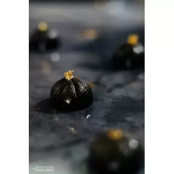 Polycarbonate The Uni (Sea Urchin) by the Dutch Pastry Team Chocolate Mold - 30 x 30 x 17 mm - 10.5gr - 3x7 Cavity - 275x135mm