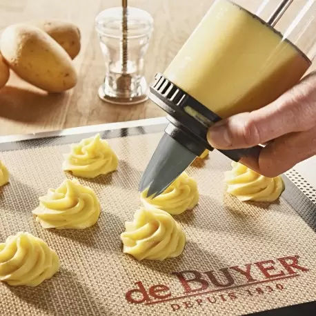 De Buyer 3358.01 De Buyer Pastry pressure piston LE TUBE Pastry Gun and 13 cookie discs Non-Disposable Pastry Bags De Buyer 3358.01 De Buyer Pastry pressure piston LE TUBE Pastry Gun and 13 cookie discs Non-Disposable Pastry Bags