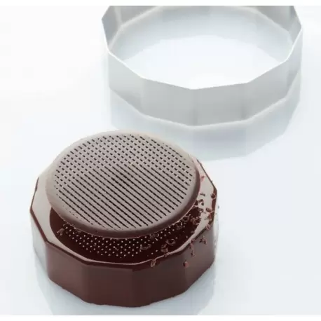 Martellato 44H4X17 Professional Stainless Steel Hexagonal Circle Entremet Pastry Ring by Frank Haasnoot - 171 mm h x 40 mm - ... Martellato 44H4X17 Professional Stainless Steel Hexagonal Circle Entremet Pastry Ring by Frank Haasnoot - 171 mm h x 40 mm - ...