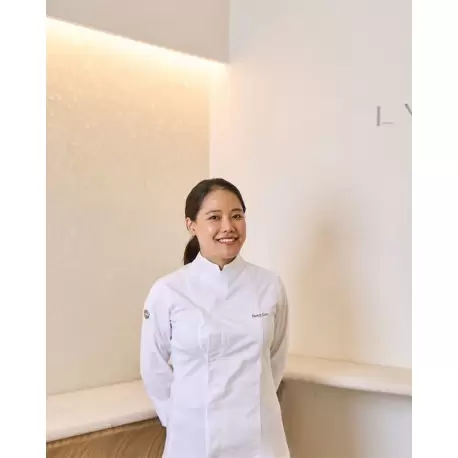 Plating Dessert by Lee Eunji - Hardcover - English & Korean Language