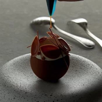 So Good Magazine 29, The Magazine of Haute Patisserie by Grupo Vilbo