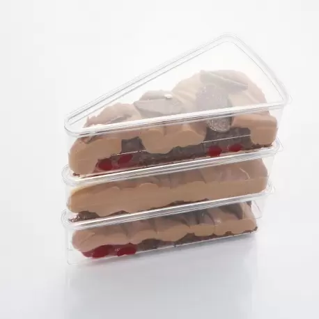 Small Slice Triangle Monoportion Pastry and Dessert Storage Container - 135mm x 69mm x h 42mm - 160 ml -100pcs Small Slice Triangle Monoportion Pastry and Dessert Storage Container - 135mm x 69mm x h 42mm - 160 ml -100pcs