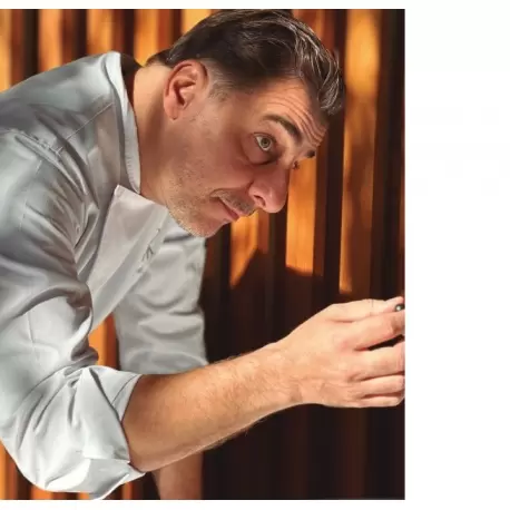 So Cool Magazine 1, The Magazine of Signature Ice Cream by Grupo Vilbo So Cool Magazine 1, The Magazine of Signature Ice Cream by Grupo Vilbo