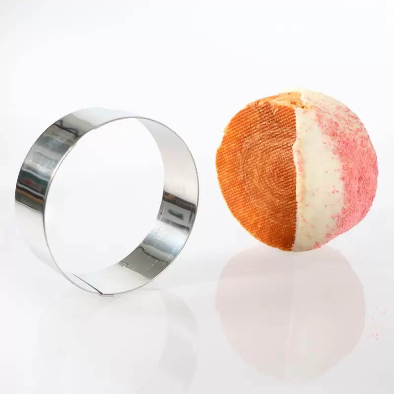 Professional Stainless Steel Round New York Roll Pastry Ring - ø 100 mm x h 35 mm - 275ml - 90gr Professional Stainless Steel Round New York Roll Pastry Ring - ø 100 mm x h 35 mm - 275ml - 90gr