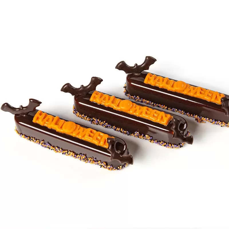Belgian Chocolate Decoration- Halloween Bats - Dark -150 pcs - Pastry Chef's Boutique
