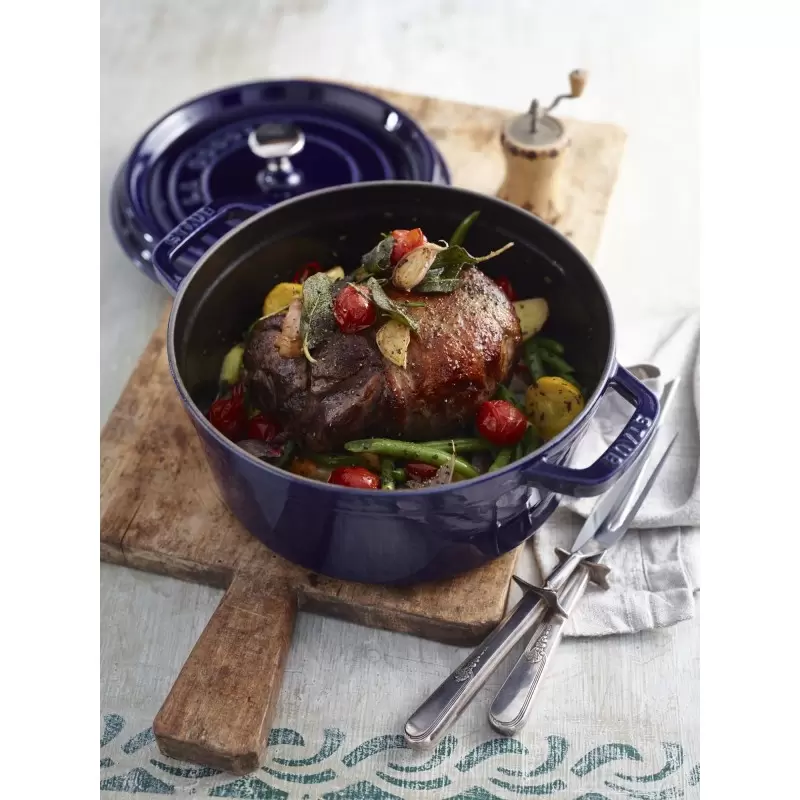 Staub 5.5-qt Round Dutch Oven - Dark Blue Staub 5.5-qt Round Dutch Oven - Dark Blue
