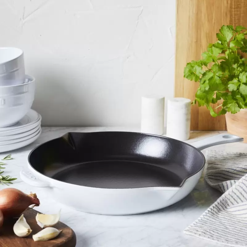 Staub 10" Fry Pan - White Staub 10" Fry Pan - White