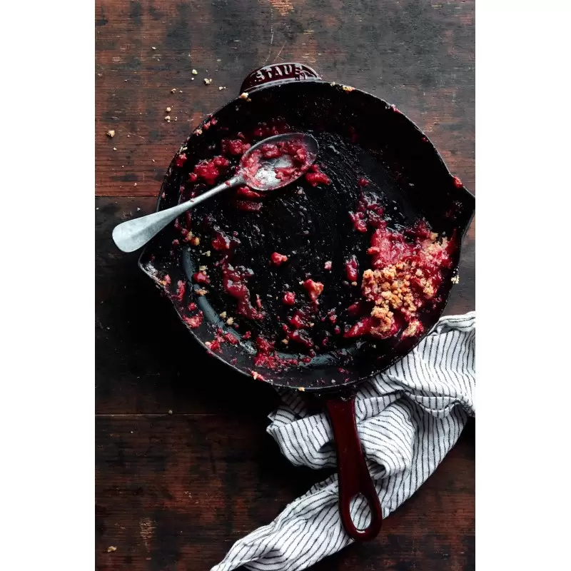 Staub 11'' Traditional Deep Skillet - Grenadine Staub 11'' Traditional Deep Skillet - Grenadine