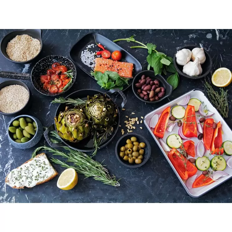 Staub 7.5" Round Gratin Baking Dish - Black Staub 7.5" Round Gratin Baking Dish - Black