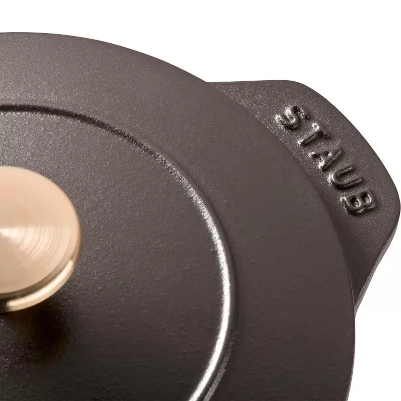 Staub 1.5-qt Petite French Oven - Black Staub 1.5-qt Petite French Oven - Black