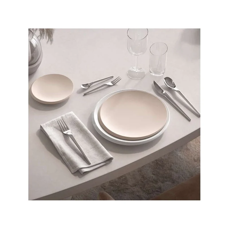 Villeroy & Boch NewMoon Beige Collection Fine Porcelain Flat plate - 160 x 160 x 20 mm - 6 pcs set. Villeroy & Boch NewMoon Beige Collection Fine Porcelain Flat plate - 160 x 160 x 20 mm - 6 pcs set.