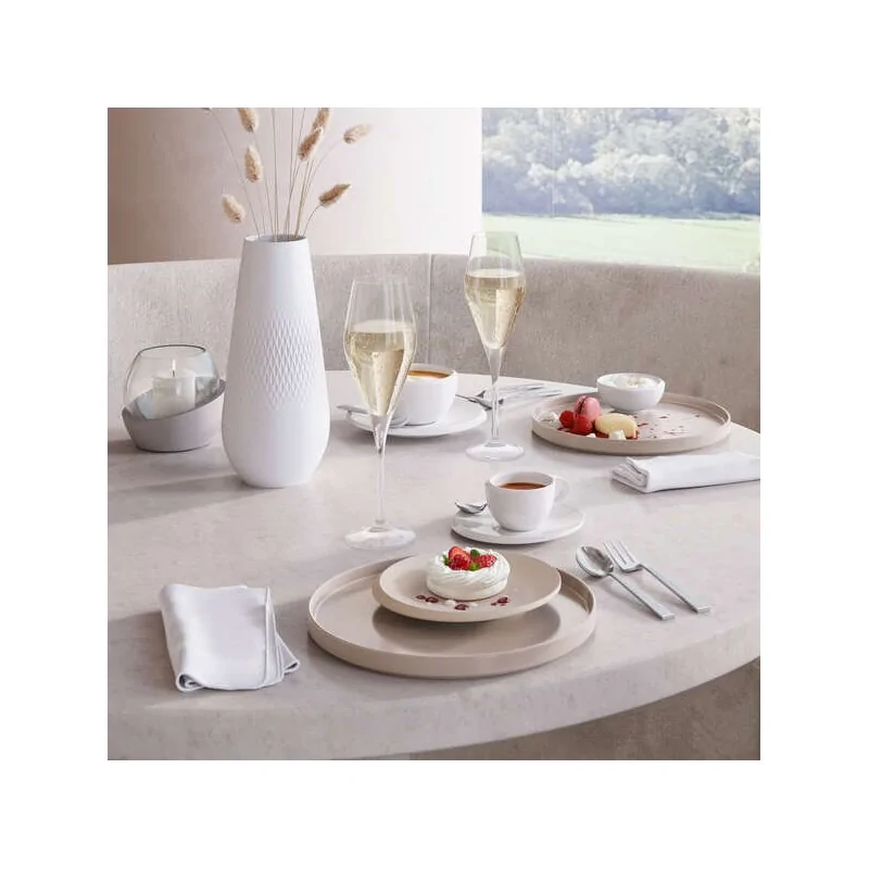Villeroy & Boch NewMoon Collection Fine Porcelain Saucer - 130 x 130 x 20 mm - 6 pcs set. Villeroy & Boch NewMoon Collection Fine Porcelain Saucer - 130 x 130 x 20 mm - 6 pcs set.
