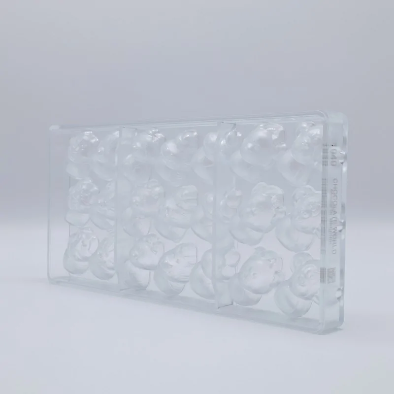 Chocolate World Polycarbonate Zoo Animals Chocolate Mold - 40.5 mm x 34 mm x h 19.5 mm - 21 cavity - 10.5 gr Chocolate World Polycarbonate Zoo Animals Chocolate Mold - 40.5 mm x 34 mm x h 19.5 mm - 21 cavity - 10.5 gr