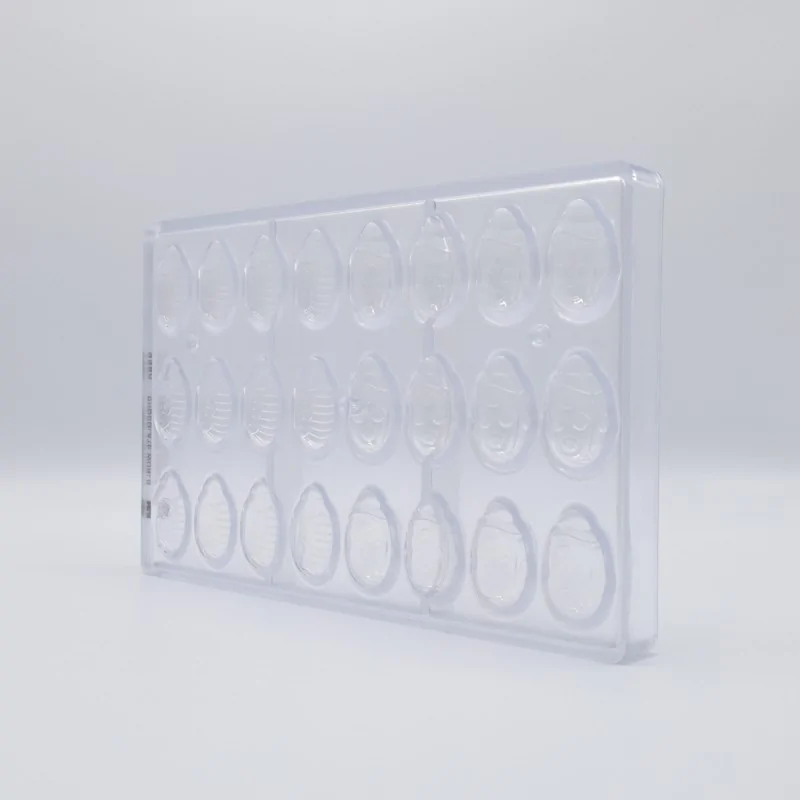 Polycarbonate Ladybug Chocolate Mold - 38 mm x 24 mm x 19 mm - 24 Cavity Polycarbonate Ladybug Chocolate Mold - 38 mm x 24 mm x 19 mm - 24 Cavity