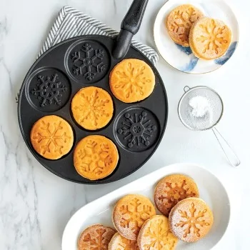 Nordic Ware Cast Aluminum Falling Snowflake Pancake Pan - 7 Cavities