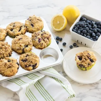 Nordic Ware Naturals® Aluminum 12 Cavity Muffin Pan
