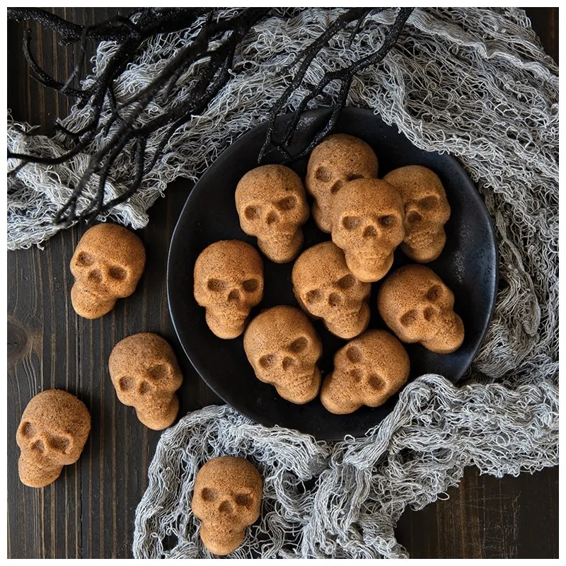 Nordic Ware Cast Aluminum Skull Bites Cakelet Pan - 20 Cavity