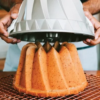 Nordic Ware Cast Aluminum Kugelhopf Bundt® Pan - 10 Cup Capacity