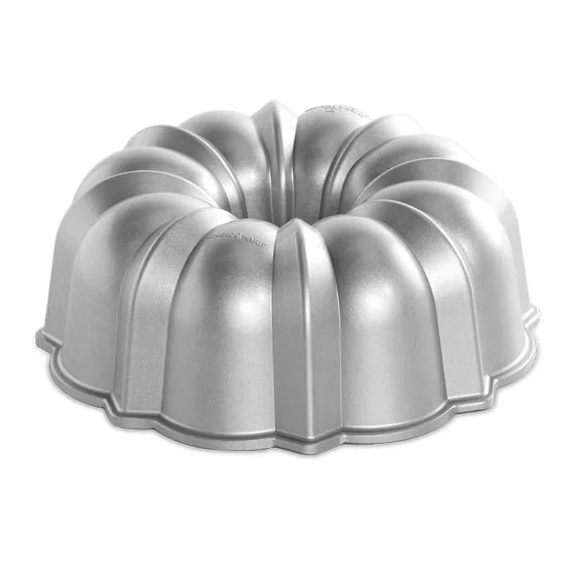 Nordic Ware Commercial Cast Aluminum Original Best Bundt Pan - 12 Cup Capacity Nordic Ware Commercial Cast Aluminum Original Best Bundt Pan - 12 Cup Capacity