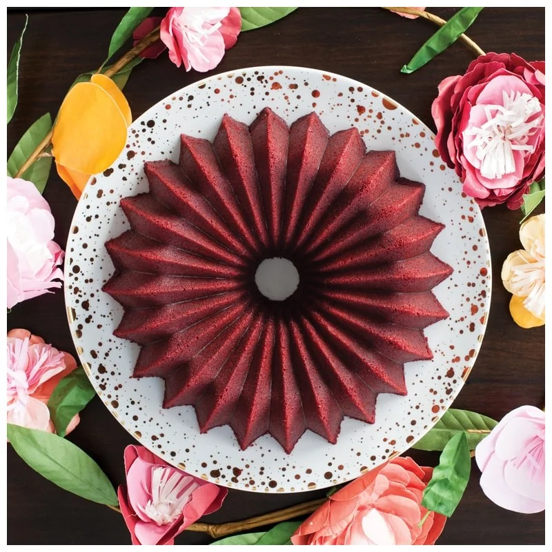Nordic Ware Little Bundts® Commercial Cast Aluminum Brilliance Bundt Pan - 5 Cup Capacity