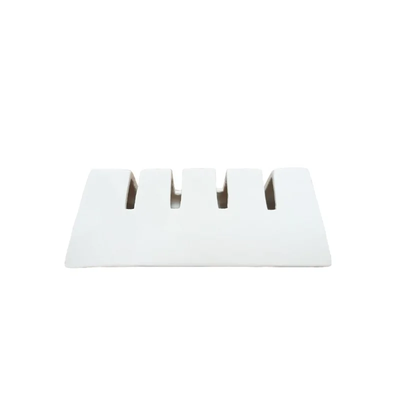 Handcrafted Fine Porcelain Triangle Pod Holder 4 Seats 14 x 8.5 x 4 cm - Set of 4