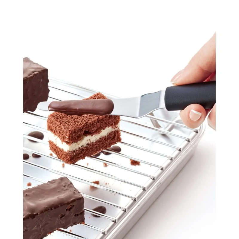 Triangle Confiserie Spatula. Cranked. 7.5 cm Triangle Confiserie Spatula. Cranked. 7.5 cm