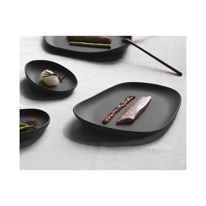 Yayoi Nature-Inspired Flat Plate - Black - Set of 6 Yayoi Nature-Inspired Flat Plate - Black - Set of 6