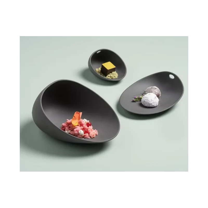 Jomon Large Textured Shell Bowl - Matte Black - 18 x 14 x 9 cm - Set of 4 Jomon Large Textured Shell Bowl - Matte Black - 18 x 14 x 9 cm - Set of 4