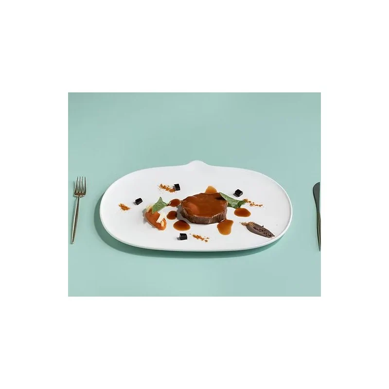 The Tablet Modern Porcelain Oval Serving Platter - 35.5 x 23.5 x 2.2 cm - Set of 4