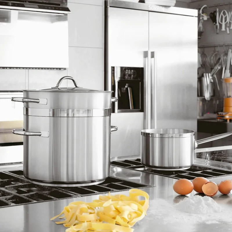 Paderno Grand Gourmet Stainless Steel Stock Pot - 6 1/2 qts - D: 7 7/8" H: 7 7/8"