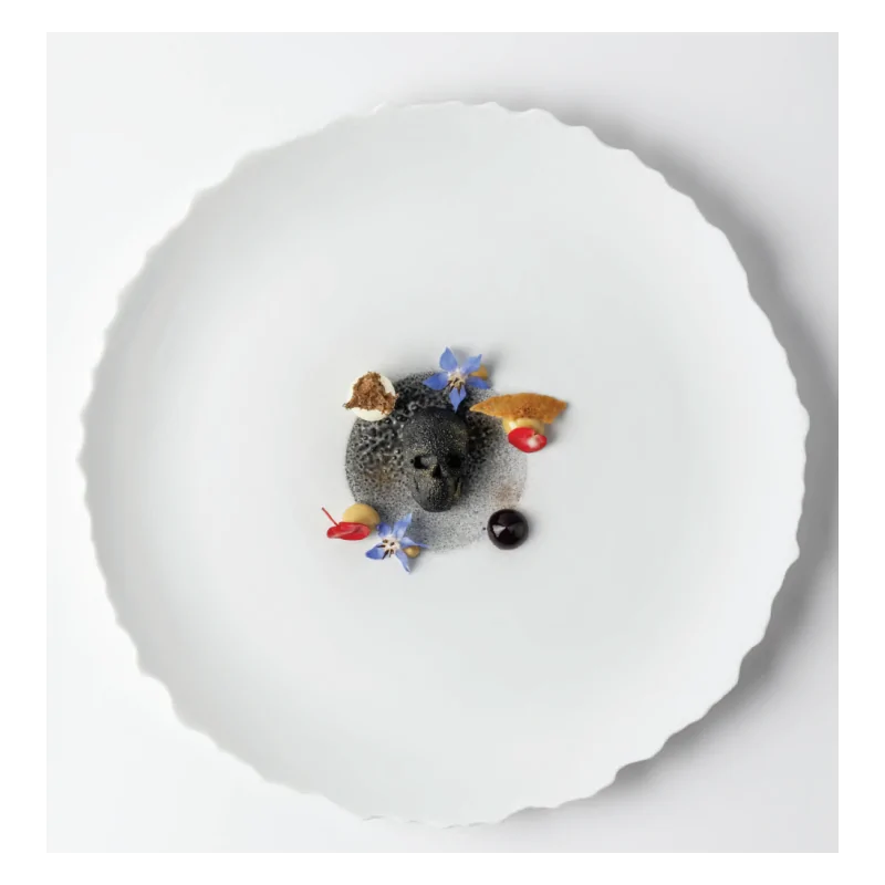 Handcrafted Fine Porcelain Flate Plate 27 cm - Set of 4