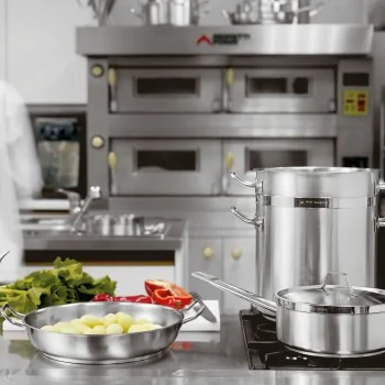 Paderno Grand Gourmet Stainless Steel Paella Pan - D: 11" H: 2 1/8"