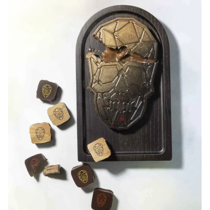 Plastic Geometric Skull Molds - Blister Pack of 5 pcs - 93 mm x h 134 mm x d. 10 mm Plastic Geometric Skull Molds - Blister Pack of 5 pcs - 93 mm x h 134 mm x d. 10 mm