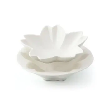 Dyonisio Collection Ivory Narcissus Stackable Bowls - Alumina Porcelain - set of 4 - Dia: 12.5 h 3.5 cm Dia: 14 h 4 cm
