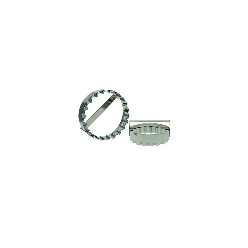 Large Stainless Steel Fluted Round Galettes des Rois Pithivier King Cake Dough Cutter Ø 30 cm Large Stainless Steel Fluted Round Galettes des Rois Pithivier King Cake Dough Cutter Ø 30 cm